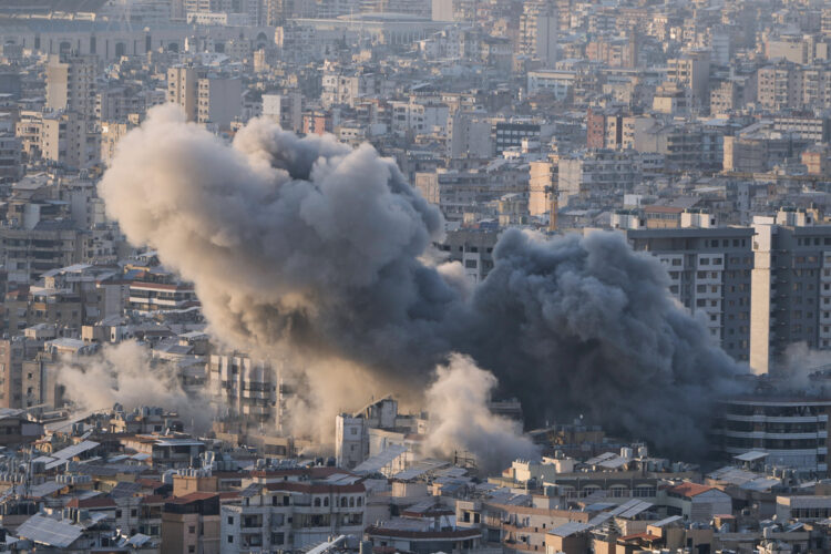 US and Iran dig in and ramp up threats as war rages with no end in sight
